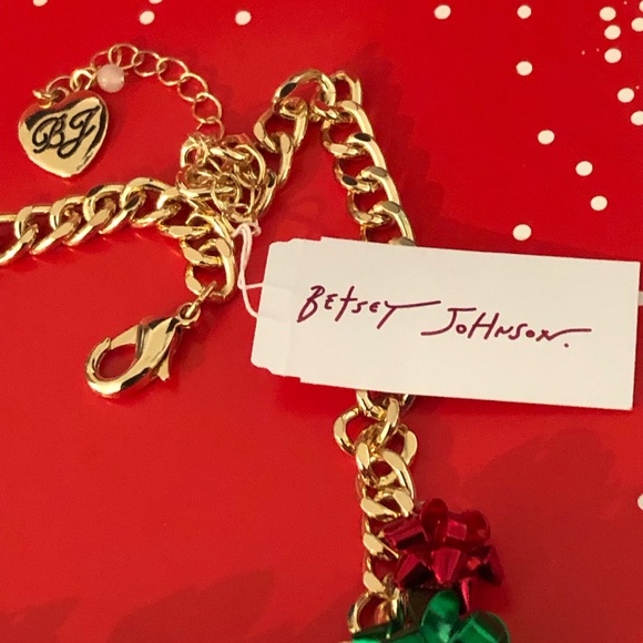 Betsey Johnson Necklace - Red & Green Metallic Bows & Crystal Rhinestones NWT - Picture 5 of 16